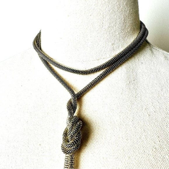 Vintage Mesh Knot Pendant Long Statement Necklace - Picture 3 of 9